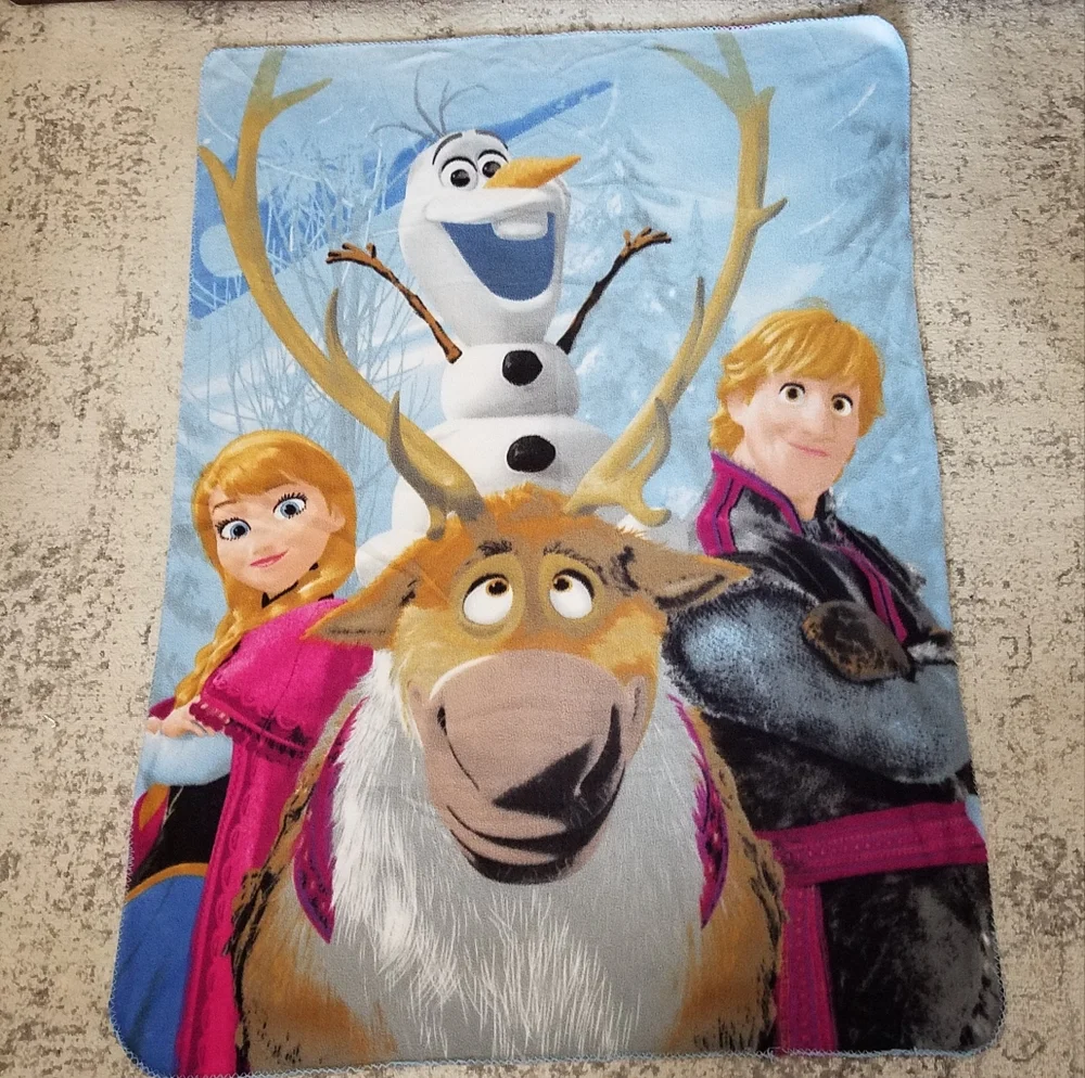 Disney Store Frozen Blanket Fleece Throw Anna Olaf Sven Kristoff Out In The Cold